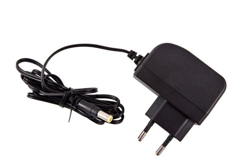 Spínaný napájecí adaptér 12V / 0,5A